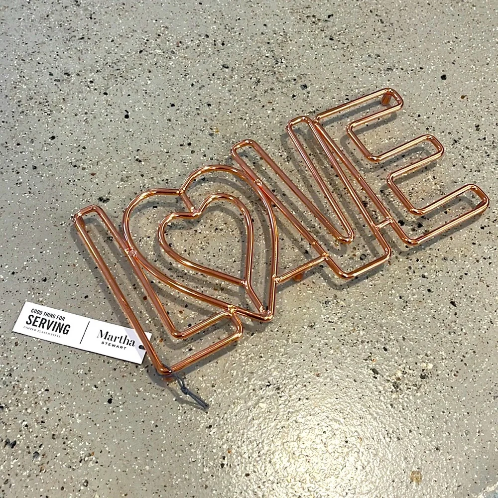 MARTHA STEWART COLLECTION COPPER-PLATED STEEL LOVE TRIVET NEW WITH TAGS